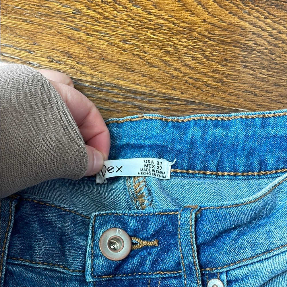 Embroidered Blue Jeans - Picture 4 of 4